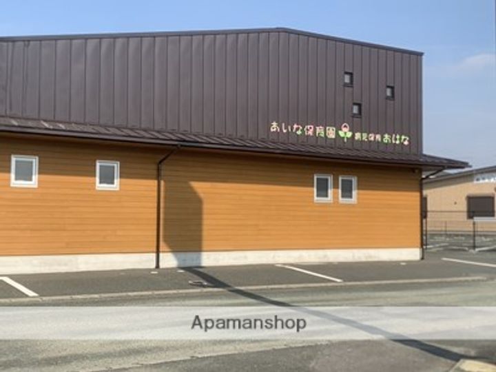 タウンハウス東1号棟の周辺