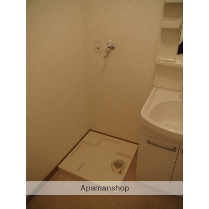 ダイナシティ光の内装