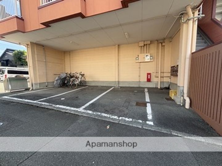 西原スカイハイツ飛鳥の外観