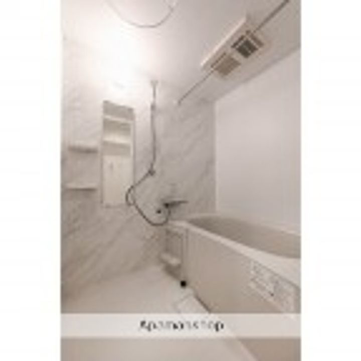 MAISON DE GYANの風呂