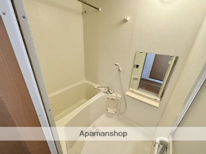 ウイングス7番館の風呂