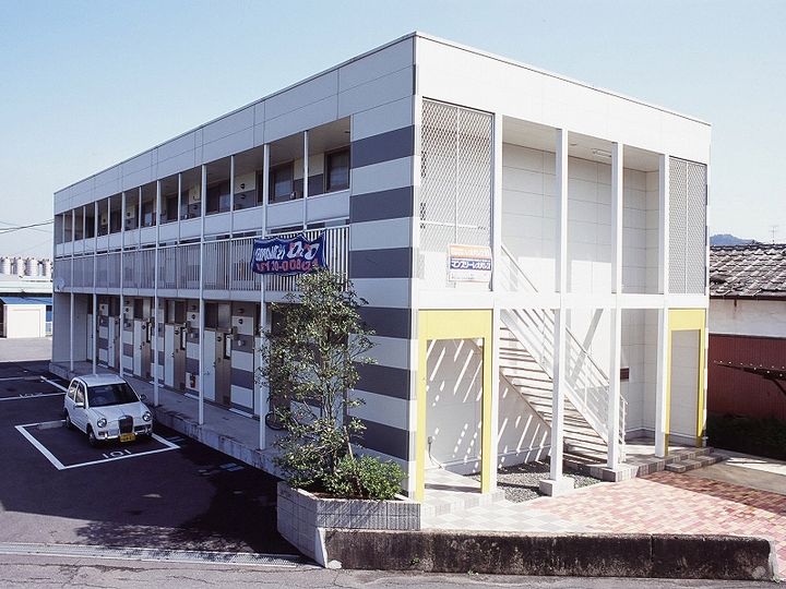 レオパレスKENT105の外観