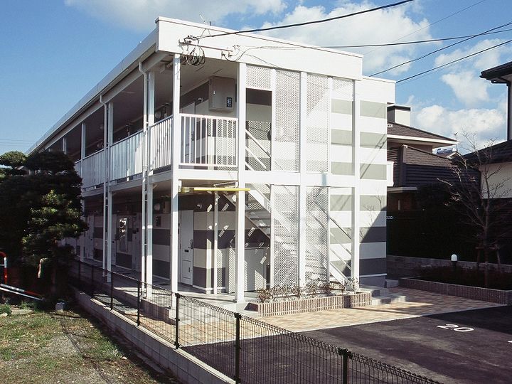 レオパレス太田2004208の外観
