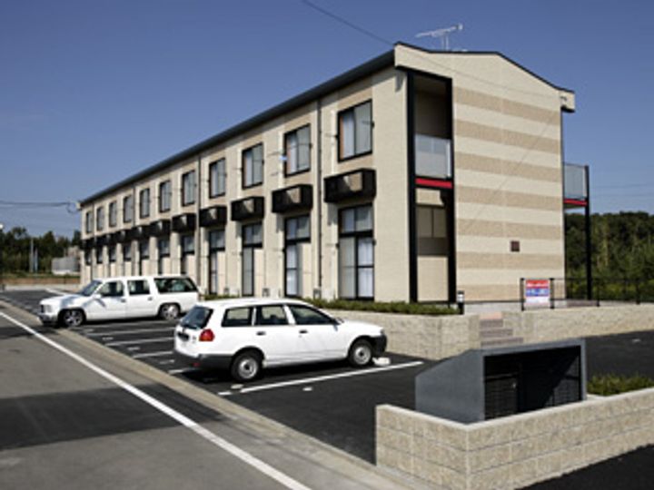 レオパレス立田の杜208の外観