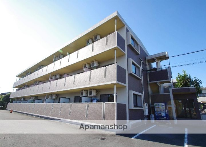 熊本県熊本市東区新南部3丁目の賃貸マンションの外観