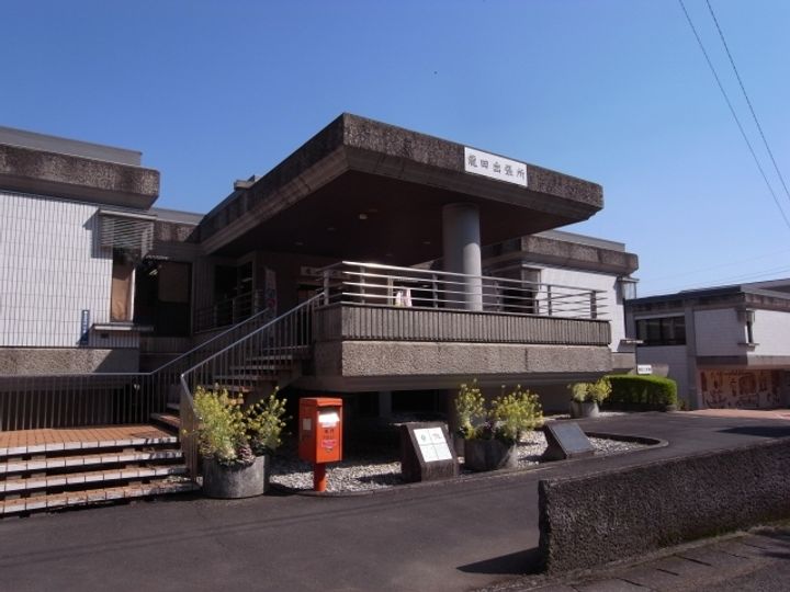 カーサ・クレインの周辺