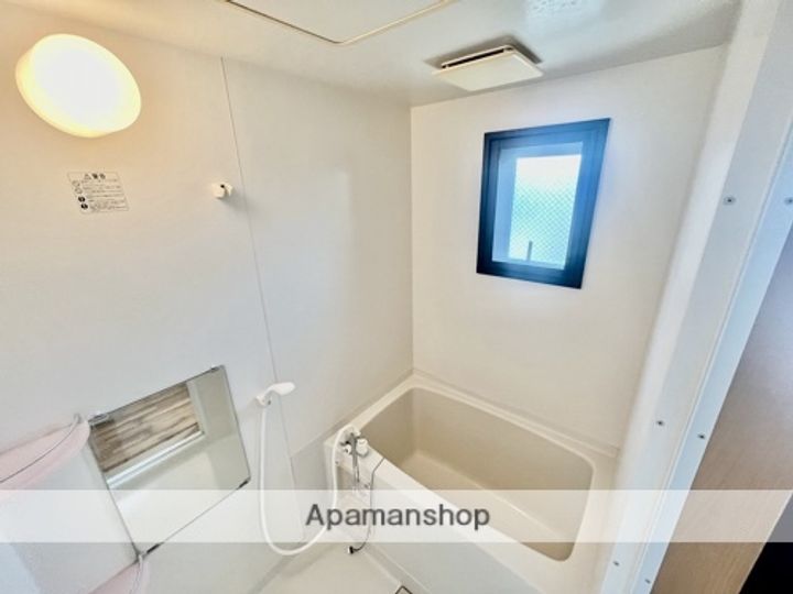 アニバーサリー25の風呂