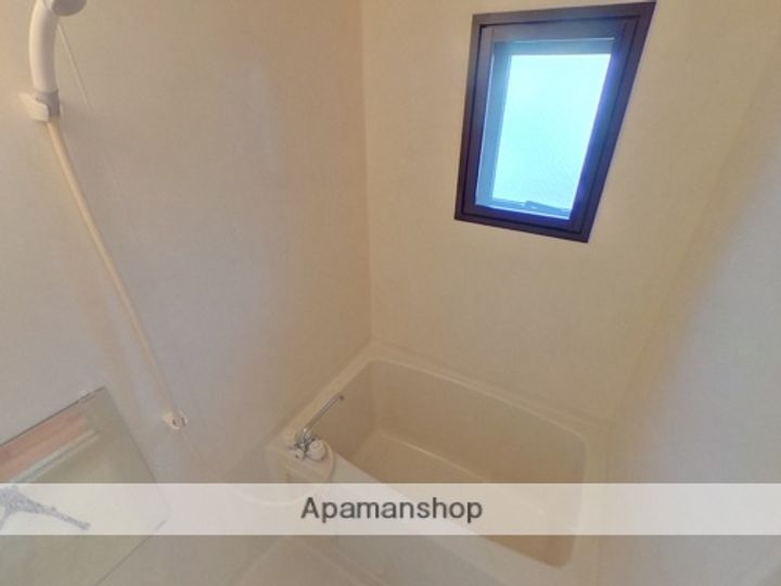 アニバーサリー25の風呂