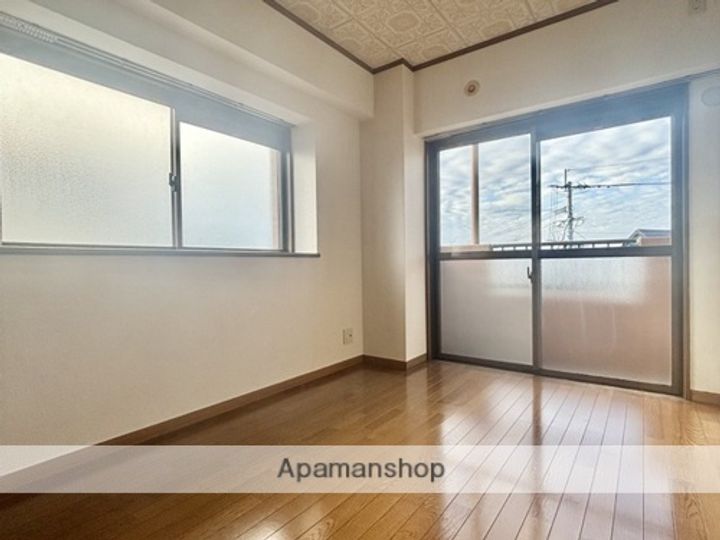 グランディール21の居間