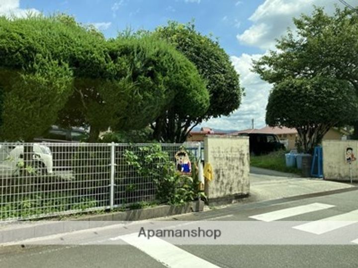 エトワールルージュ Bの周辺