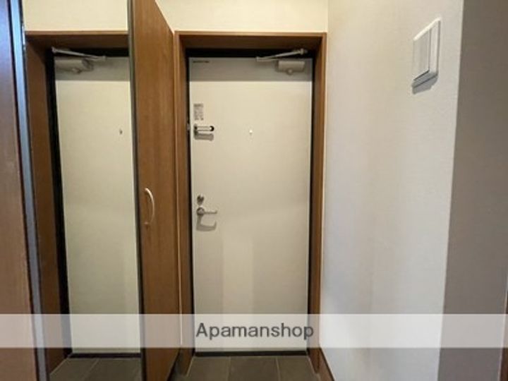 ラ・ポルテ光の森北ⅧSOUTHの玄関