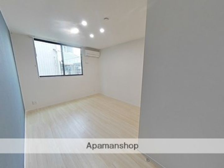 グローリー菊陽の居間