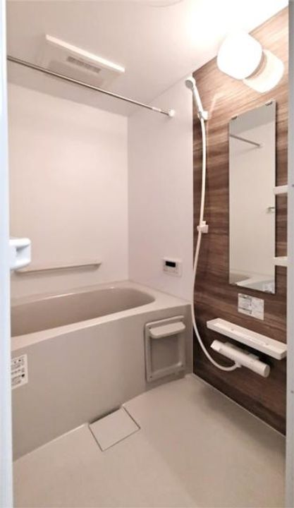 FLEUR  大津 (フルール オオヅ)   II107の風呂