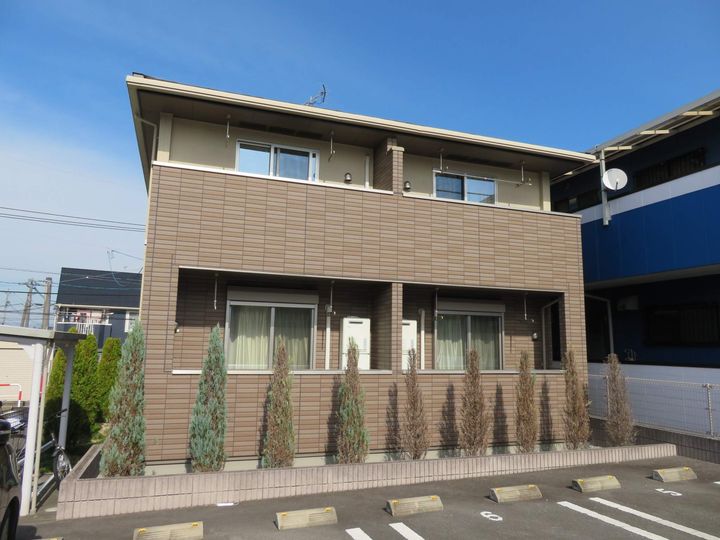 ユニバースハウスⅡ102の外観