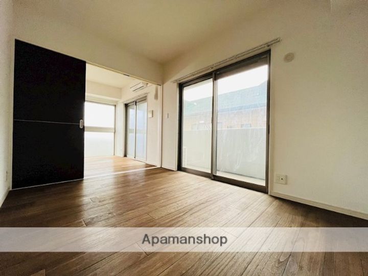 免疫ビルEXCIAⅡの内装