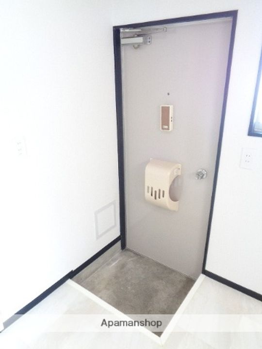熊本県熊本市中央区渡鹿3丁目の賃貸アパート101の玄関