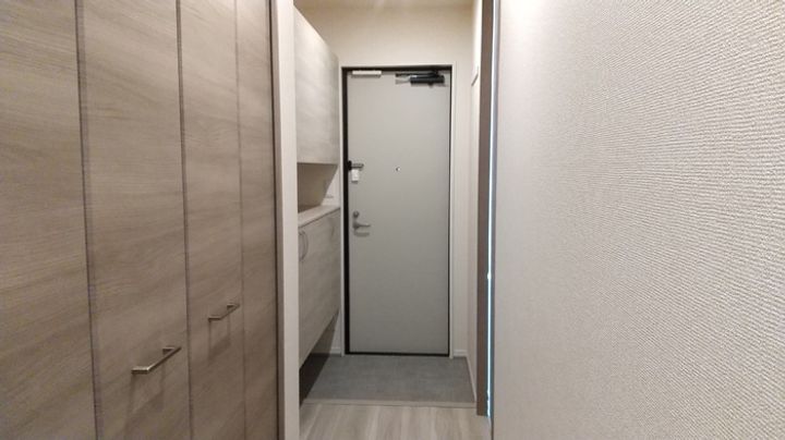 ラ・フェスタの玄関