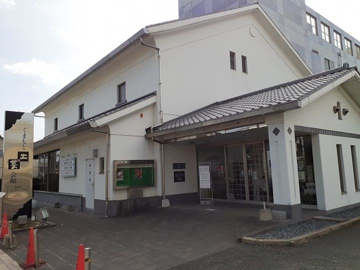カルムの周辺