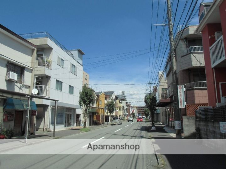 ピカソ若葉の周辺