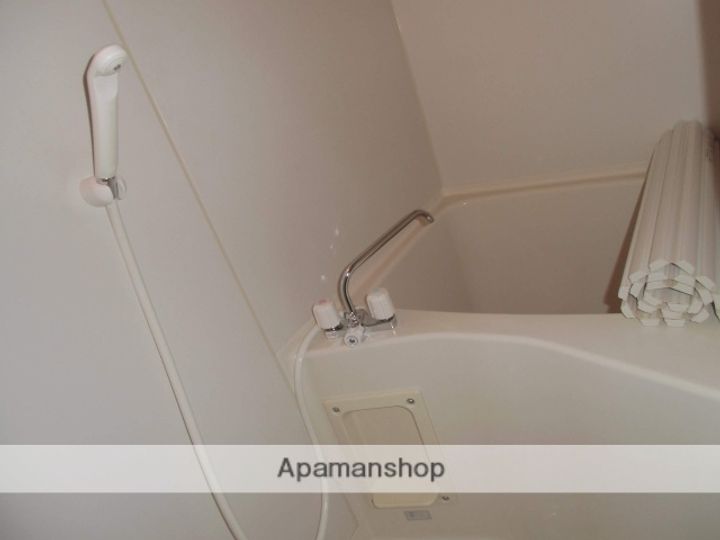 ピカソ若葉の風呂