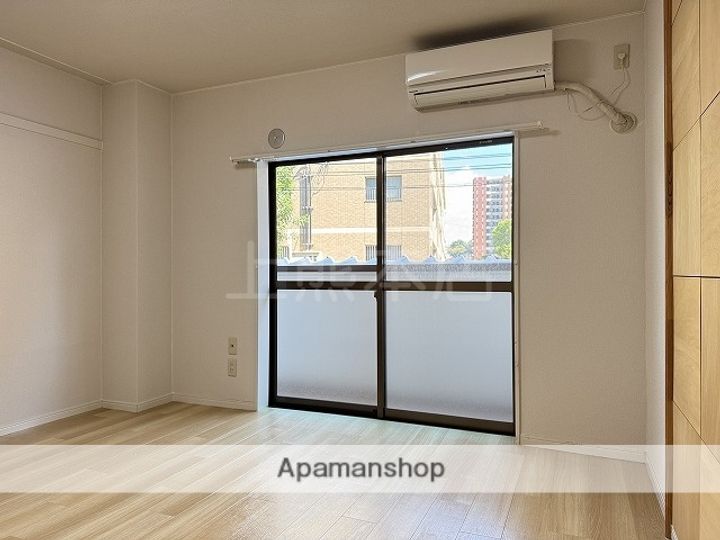 エル花園102の内装