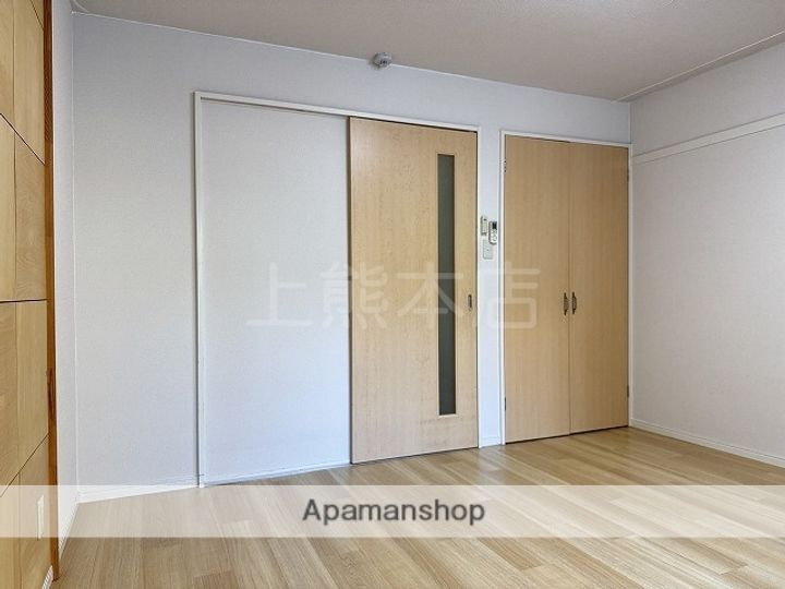 エル花園102の内装