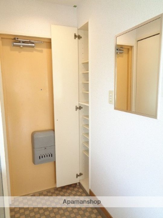 熊本県熊本市中央区渡鹿6丁目の賃貸マンション201の玄関