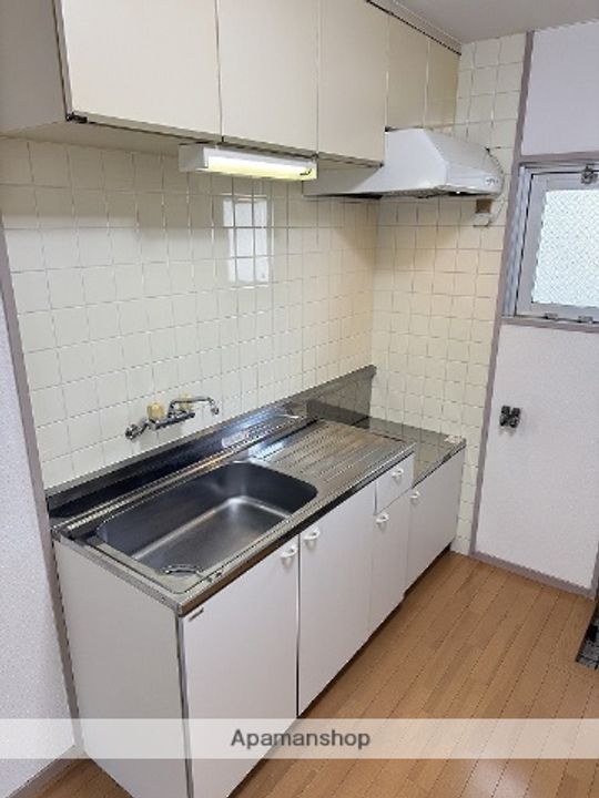 コーポ桐原205のキッチン