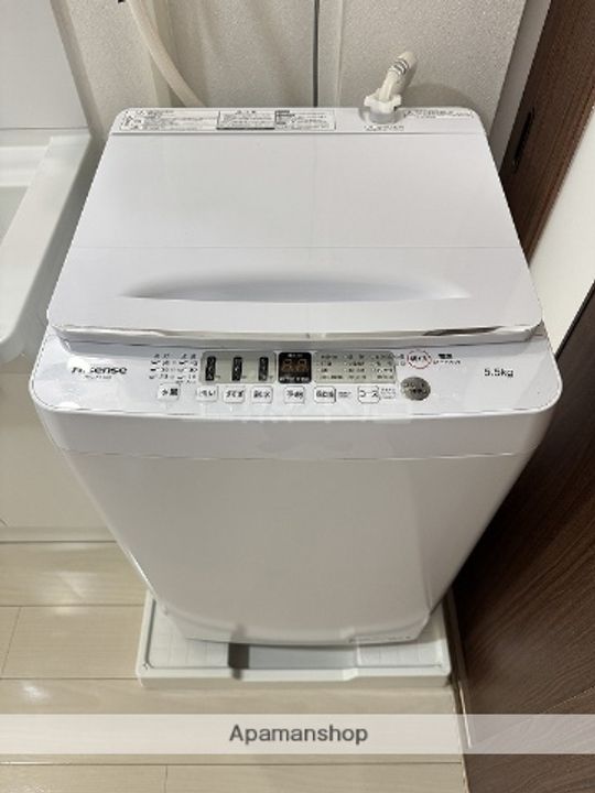 第13三共ビルの内装