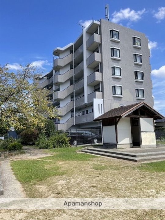 鶴の茶屋五番館503の外観