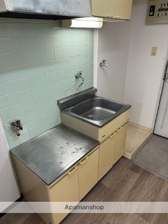 ロイヤルハイツ池田のキッチン