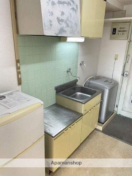 ロイヤルハイツ池田のキッチン