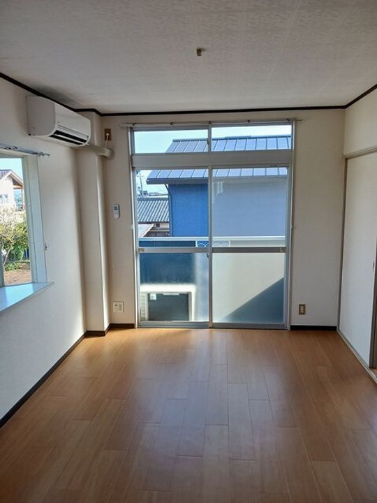 緒方ハイツの居間