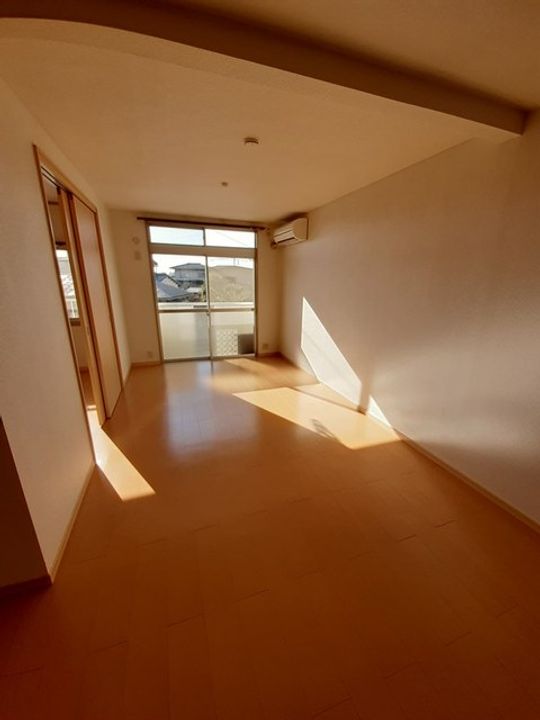 メゾン打越Ⅱの居間