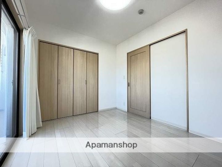 新屋敷ピアッツァビルの内装