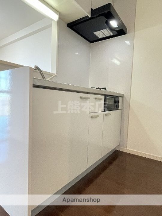 VINCENTE船場305のキッチン