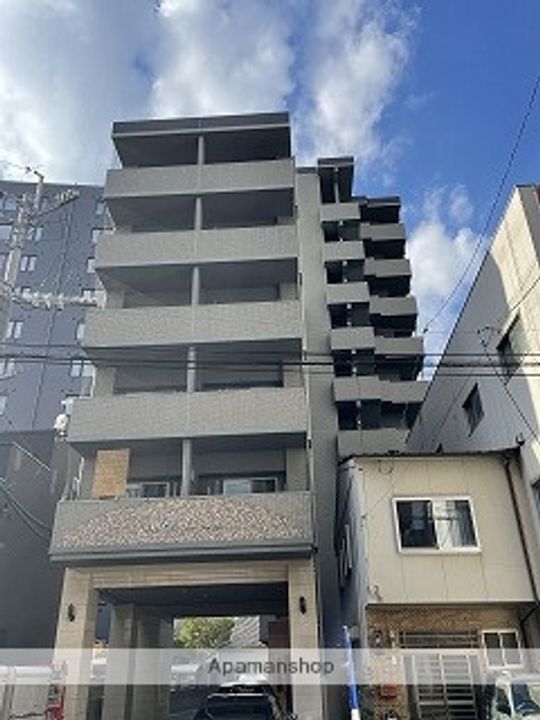 VINCENTE船場305の外観