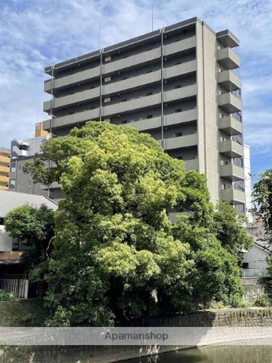 VINCENTE船場305の外観