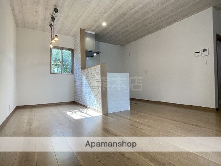 熊本県熊本市北区八景水谷2丁目(一戸建)の賃貸物件戸建ての居間