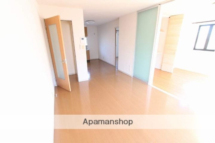 ビューテラス三芳202の居間