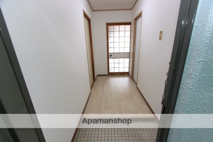 サザンシティ大和506の玄関