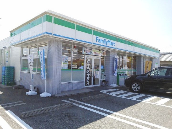 リブェール上野の周辺