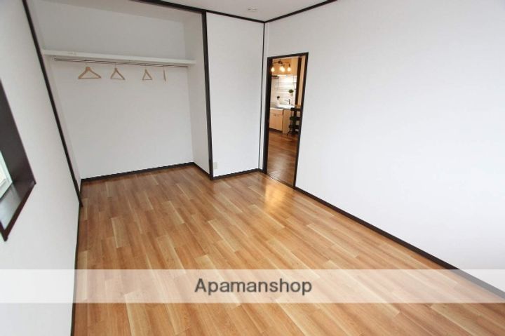 サンビレッジコスモスB202の内装