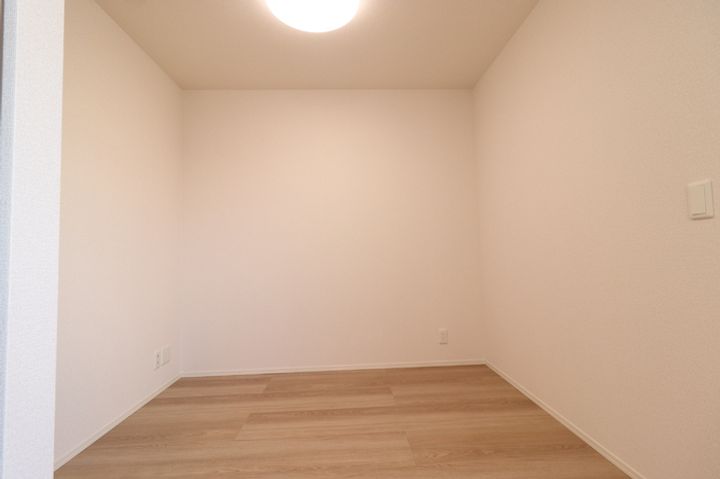 PREMILIFE須賀の内装