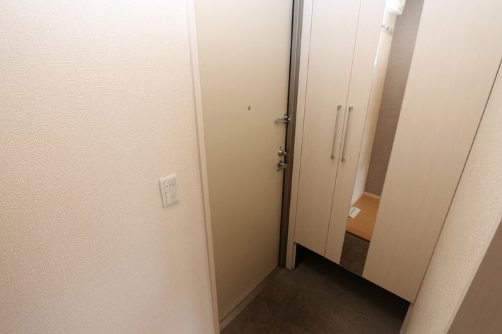 GLICINE花高松の玄関