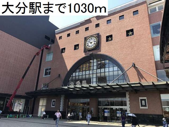 PRATIQUE顕徳の周辺