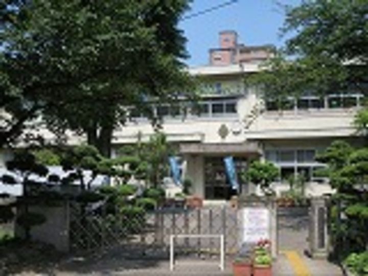 リモナーデ府内の周辺