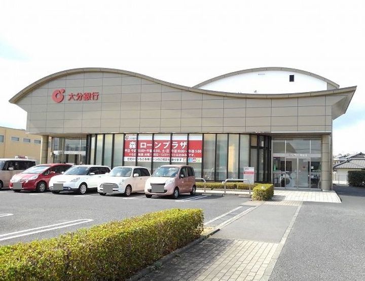 アンジュ・ドゥの周辺
