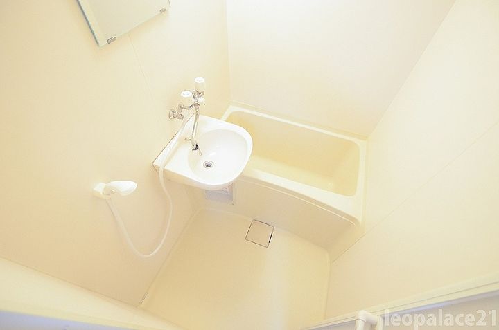 レオパレスKOYOの風呂