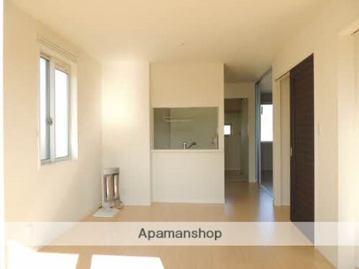 ファミーユA201の居間